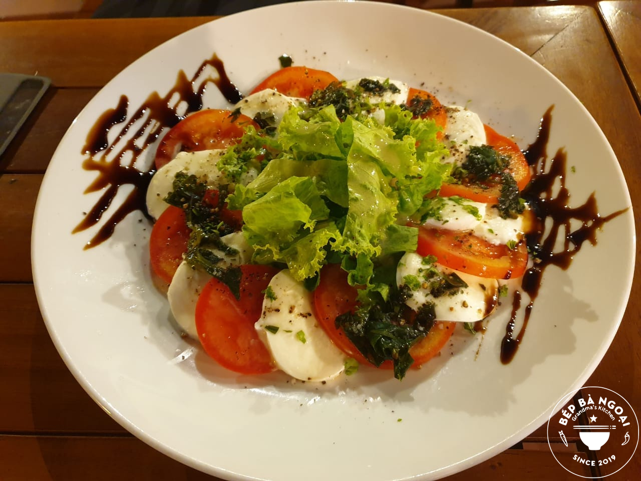 Mozzarella Salad